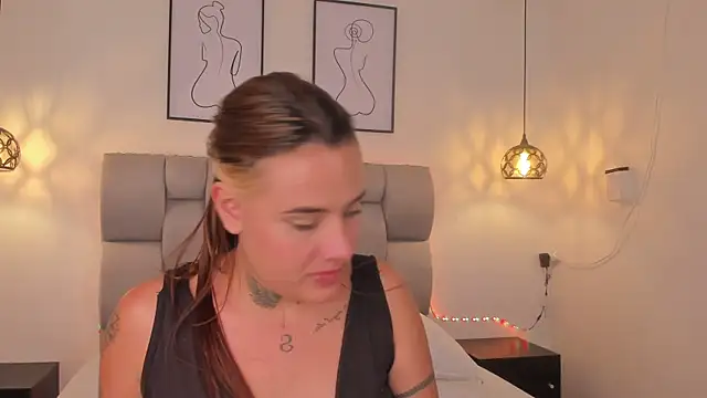 Susan-Sweet-7 online show from 07.23.26