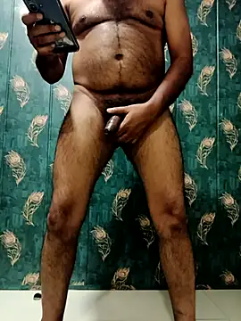 Snapshot of Daddy_inurhouse chatting on 10.24.25 Daddy inurhouse online show from 10.24.25