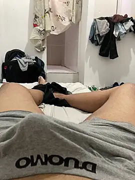 Snapshot of thfrances chatting on 12.12.24 thfrances online show from 12.12.24