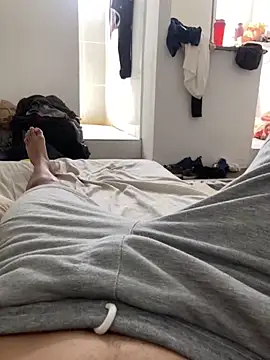 Snapshot of thfrances chatting on 01.10.25 thfrances online show from 01.10.25