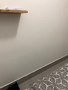 Snapshot of thfrances chatting on 10.01.25 thfrances online show from 10.01.25