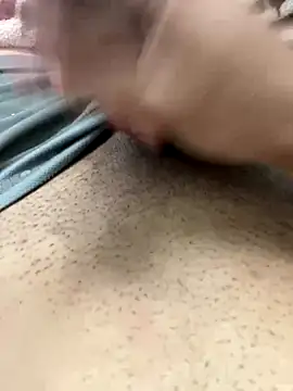 Snapshot of thfrances chatting on 10.03.25 thfrances online show from 10.03.25