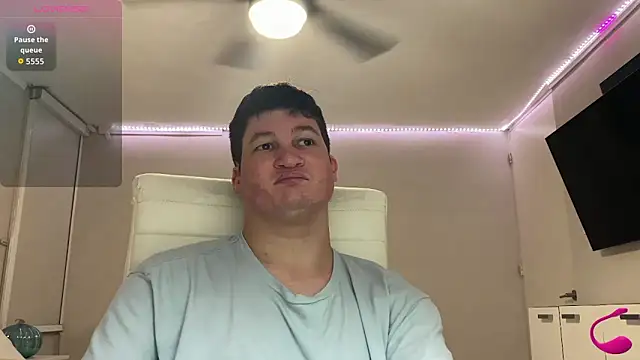 Lorenzo hernandez online show from 09.30.25