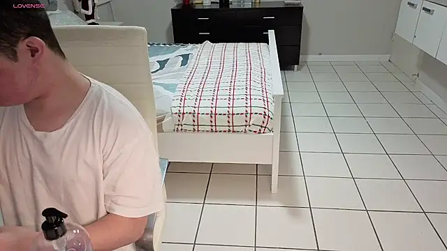 Lorenzo hernandez online show from 12.15.25