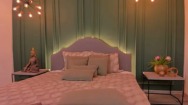 IrisBaker online show from 12.16.24