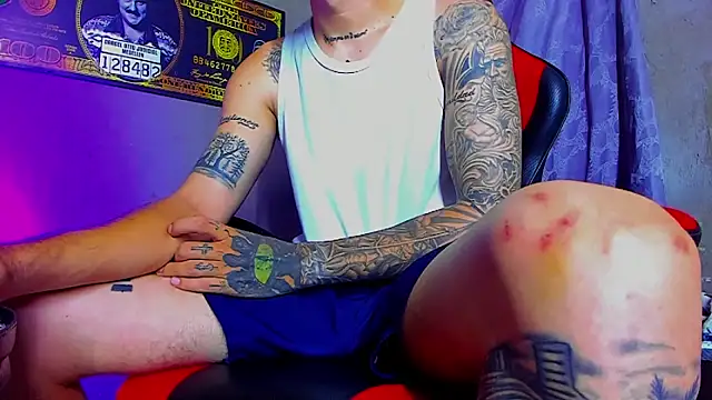 Snapshot of smoker445 chatting on 11.11.25 smoker445 online show from 11.11.25