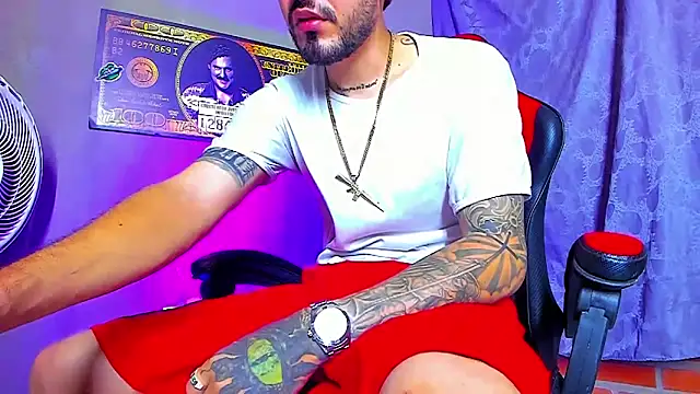 Snapshot of smoker445 chatting on 11.13.25 smoker445 online show from 11.13.25