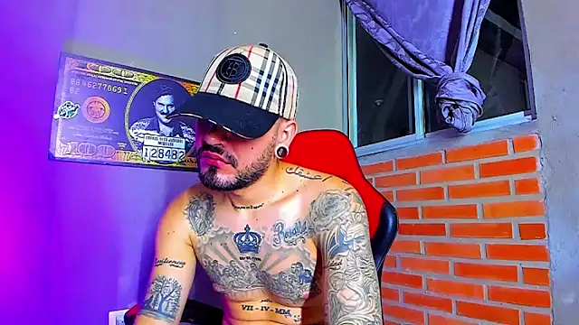 Snapshot of smoker445 chatting on 11.15.25 smoker445 online show from 11.15.25