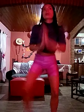 Snapshot of Chicavixy chatting on 11.05.25 Chicavixy online show from 11.05.25