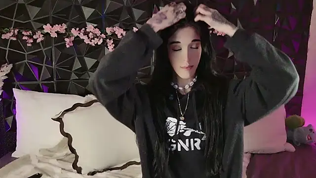 Finibondi online show from 10.01.25