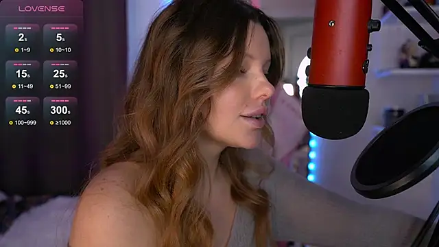 Snapshot of Your_Sweet_Julia chatting on 01.12.25 Your Sweet Julia online show from 01.12.25