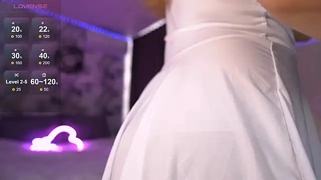 Snapshot of Your_Sweet_Julia chatting on 02.16.25 Your Sweet Julia online show from 02.16.25