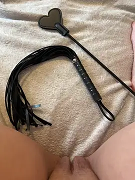 Leanaa Jolly online show from 02.12.25