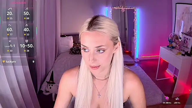 LoryWood online show from 11.22.25