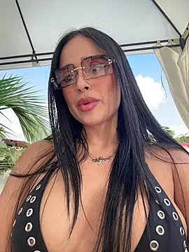 Snapshot of Alexandra_duque chatting on 11.07.25 Alexandra duque online show from 11.07.25