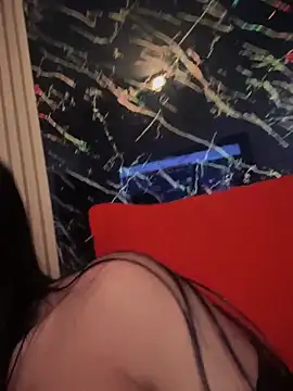 Snapshot of Alexandra_duque chatting on 11.27.25 Alexandra duque online show from 11.27.25