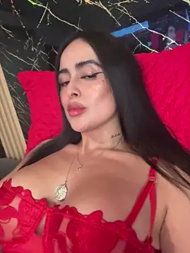 Snapshot of Alexandra_duque chatting on 12.17.25 Alexandra duque online show from 12.17.25