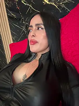 Snapshot of Alexandra_duque chatting on 12.21.25 Alexandra duque online show from 12.21.25