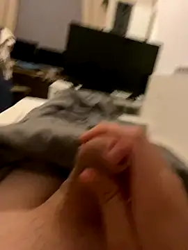 Snapshot of bigschlong290 chatting on 10.17.25 bigschlong290 online show from 10.17.25