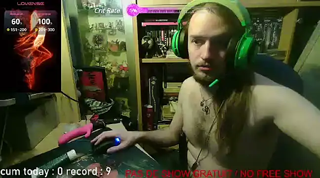 Snapshot of nicolasdumand21 chatting on 12.17.24 nicolasdumand21 online show from 12.17.24