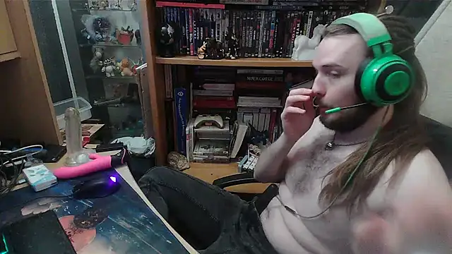 Snapshot of nicolasdumand21 chatting on 02.21.25 nicolasdumand21 online show from 02.21.25