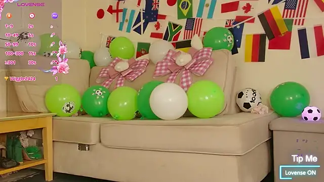 Milky flexy cat online show from 06.15.26