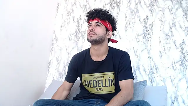 Moon and aaron online show from 02.17.26