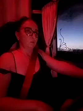 Snapshot of cuplubijoanna chatting on 02.25.25 cuplubijoanna online show from 02.25.25