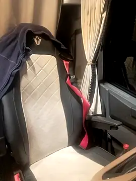 Snapshot of cuplubijoanna chatting on 02.25.25 cuplubijoanna online show from 02.25.25