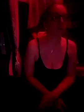 Snapshot of cuplubijoanna chatting on 02.26.25 cuplubijoanna online show from 02.26.25