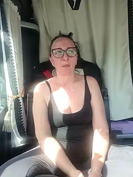 Snapshot of cuplubijoanna chatting on 03.01.25 cuplubijoanna online show from 03.01.25