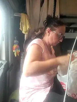 Snapshot of cuplubijoanna chatting on 03.02.25 cuplubijoanna online show from 03.02.25