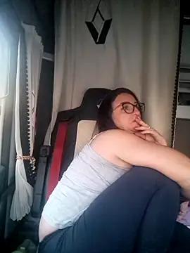 Snapshot of cuplubijoanna chatting on 03.08.25 cuplubijoanna online show from 03.08.25