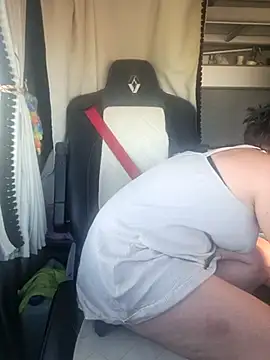 Snapshot of cuplubijoanna chatting on 03.18.25 cuplubijoanna online show from 03.18.25