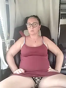 Snapshot of cuplubijoanna chatting on 09.27.25 cuplubijoanna online show from 09.27.25