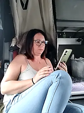 Snapshot of cuplubijoanna chatting on 11.07.25 cuplubijoanna online show from 11.07.25