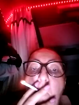 Snapshot of cuplubijoanna chatting on 11.10.25 cuplubijoanna online show from 11.10.25