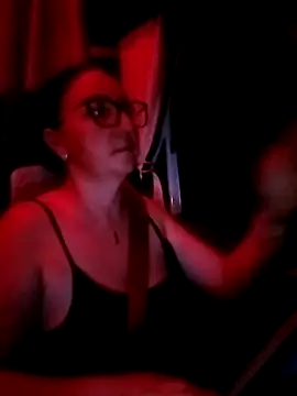 Snapshot of cuplubijoanna chatting on 11.14.25 cuplubijoanna online show from 11.14.25