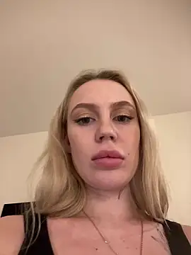 Snapshot of meanexx chatting on 12.01.24 meanexx online show from 12.01.24