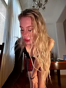 Snapshot of meanexx chatting on 12.06.24 meanexx online show from 12.06.24