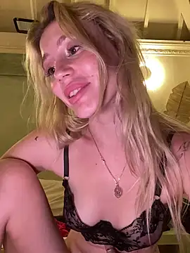 Snapshot of meanexx chatting on 01.22.25 meanexx online show from 01.22.25