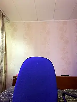 Snapshot of meanexx chatting on 10.05.25 meanexx online show from 10.05.25