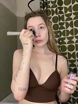 Snapshot of meanexx chatting on 02.27.26 meanexx online show from 02.27.26