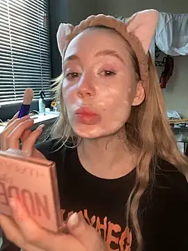 Snapshot of meanexx chatting on 03.09.26 meanexx online show from 03.09.26