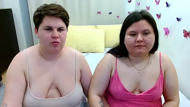 BeckyAndHellen online show from 10.04.25