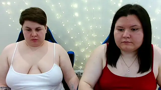 BeckyAndHellen online show from 06.12.26