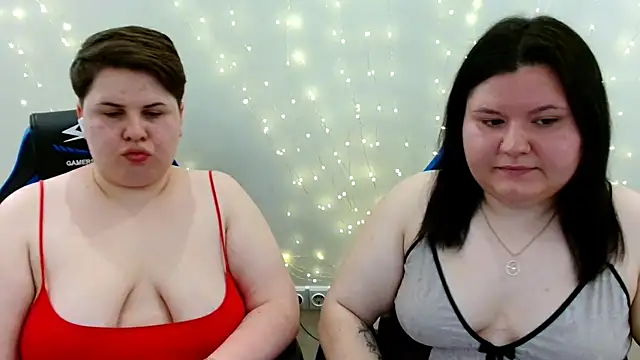 BeckyAndHellen online show from 06.14.26