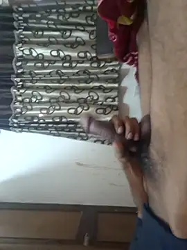 Snapshot of _BrownBoy_69_ chatting on 10.24.25 BrownBoy 69 online show from 10.24.25