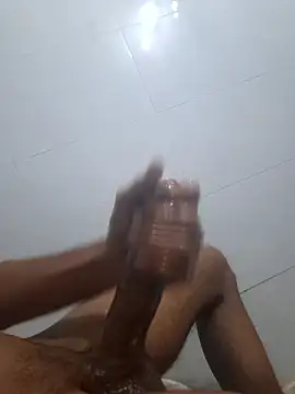 Snapshot of _BrownBoy_69_ chatting on 01.10.26 BrownBoy 69 online show from 01.10.26