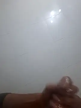 Snapshot of _BrownBoy_69_ chatting on 01.12.26 BrownBoy 69 online show from 01.12.26